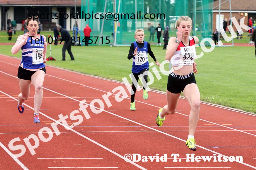 100 metres, NECAA Open Meeting, Morpeth, Sunday, September 27th. David T. Hewitson/Sports for All Pics